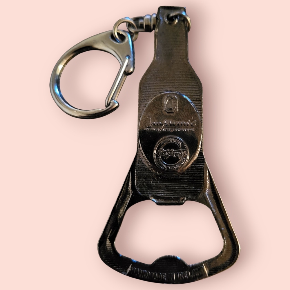 Vintage Guinness Beer Bottle Opener Keychain Horse Cart - Picture 3 of 3